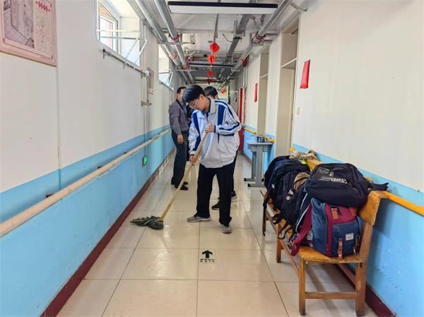 春季柳絮季飘飞季老年人防护指南